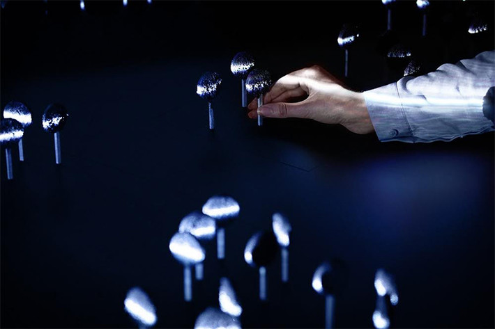 Những tác phẩm này sẽ được giới thiệu tới cộng đồng thiết kế quốc tế tại triển lãm “LIMITLESS CO-EXISTENCE”, tổ chức từ ngày 17-22 tháng 4 năm 2018 tại bảo tàng Museo Nazionale della Scienza e della Tecnologia Leonardo da Vinci ở Cavallerizze trong tuần lễ Thiết kế Milan, một sự kiện thiết kế đẳng cấp của thế giới.