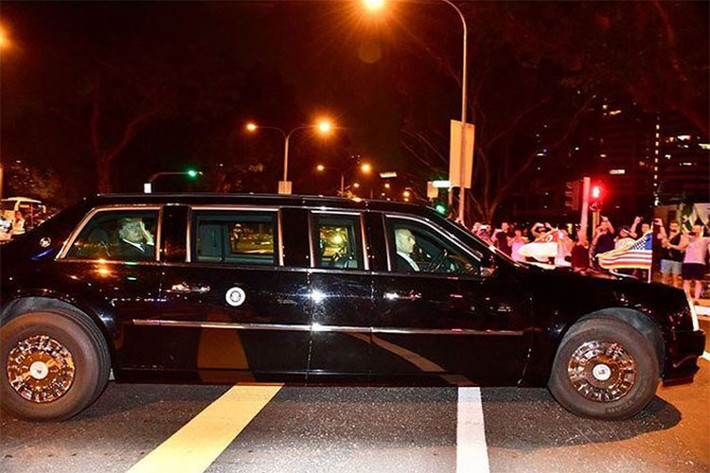 Rất khó có thể nhận diện được chiếc siêu xe Cadillac One nào chở Tổng thống Mỹ Donald Trump bên trong thông qua việc nhìn sơ qua, do chúng được thiết kế giống hệt nhau. Thường sẽ có vài chiếc Cadillac One xuất hiện trong các chuyến công du của Tổng thống Mỹ.