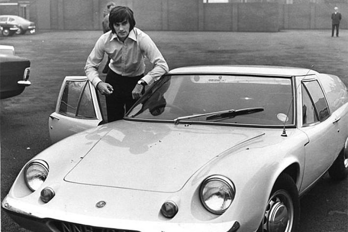 George Best là một trong những ngôi sao bóng đá thời kỳ đầu của đội tuyển Bắc Ireland. Ông rất thành công trong quãng thời gian thi đấu ở vị trí tiền vệ cánh cho câu lạc bộ Manchester United. Bên cạnh đó, ông còn là một trong những cầu thủ có lối sống phóng khoáng nhất thời kỳ đó. George Best được tạp chí GQ bầu chọn là một trong những người đàn ông phong cách nhất trong 50 năm qua.