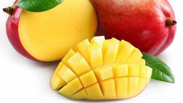 Trái cây được làm sạch trước khi chuyển vào các cửa hàng cũng như đem đi xuất khẩu.