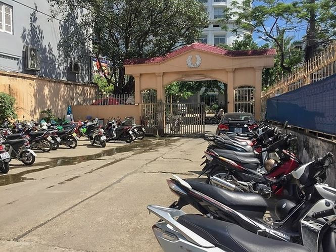 Đối với dự án tại 220 Đội Cấn, theo Thành phố đang được nhà đầu tư hoàn thiện các thủ tục pháp lý có liên quan để triển khai đầu tư, xây dựng công trình, nhằm tạo nguồn kinh phí cho việc thực hiện đầu tư xây dựng trụ sở làm việc mới của Thanh tra Chính phủ tại quận cầu Giấy và các dự án đầu tư khác của Thanh tra Chính phủ.