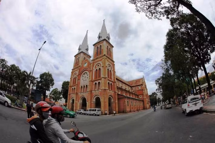 Theo ban trùng tu thì việc rào chắn dự kiến kéo dài hơn 20 ngày.