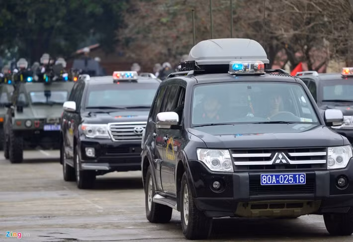 Hệ thống xe chỉ huy được trang bị cho lực lượng cảnh sát đặc nhiệm trên toàn quốc. Xe được sử dụng trong tác chiến, phối hợp chiến đấu.