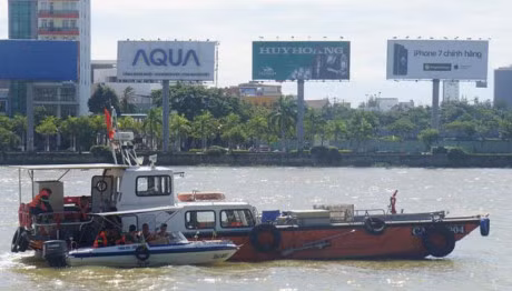 Sông Hàn - nơi xảy ra vụ cứu người nhảy cầu bị mất tích của nam thanh niên. Ảnh: Tấn Việt/Giao thông.