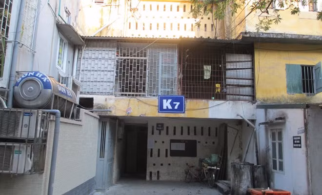  18. Khu tập thể Bách Khoa Dự án cải tạo khu tập thể Bách Khoa được thành phố giao cho Công ty cổ phần Tập đoàn T&amp;T lập quy hoạch chi tiết 1/500 để cải tạo. Ảnh: Thảo Chi. 