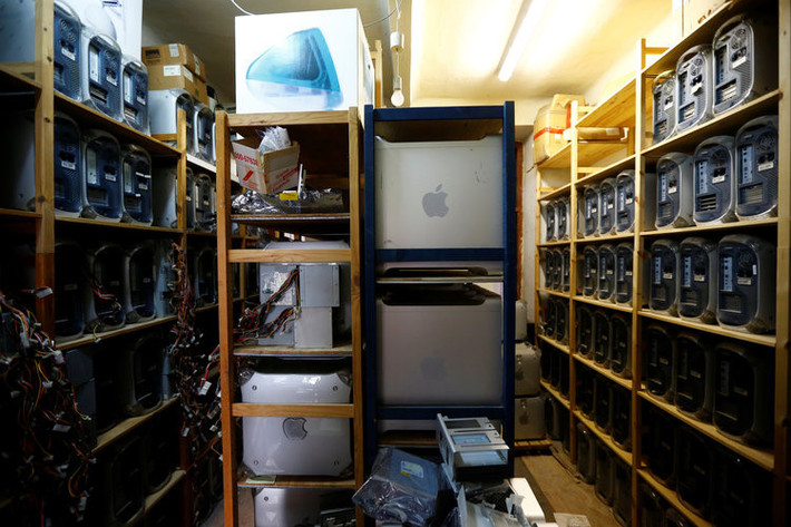 Borsky đang mở một gian hàng triển lãm nhỏ cho khách tham quan ở Vienna. Mong ước của người đàn ông 54 tuổi này là bộ sưu tập sẽ có nơi "trú ngụ" lâu dài.