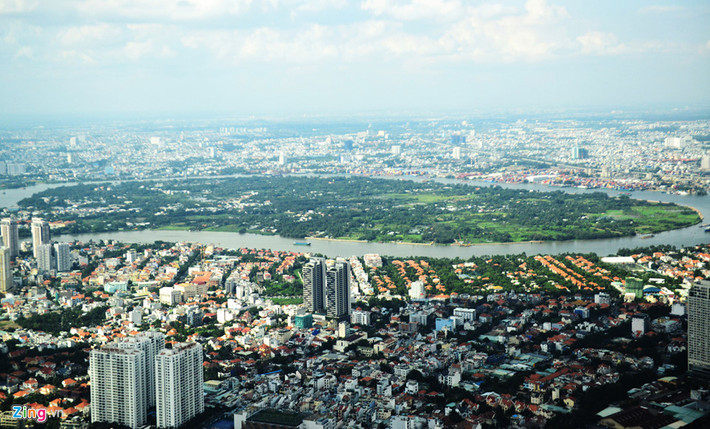 Toàn cảnh bán đảo Thanh Đa phủ một màu xanh như vùng nông thôn ngay cạnh trung tâm Sài Gòn.