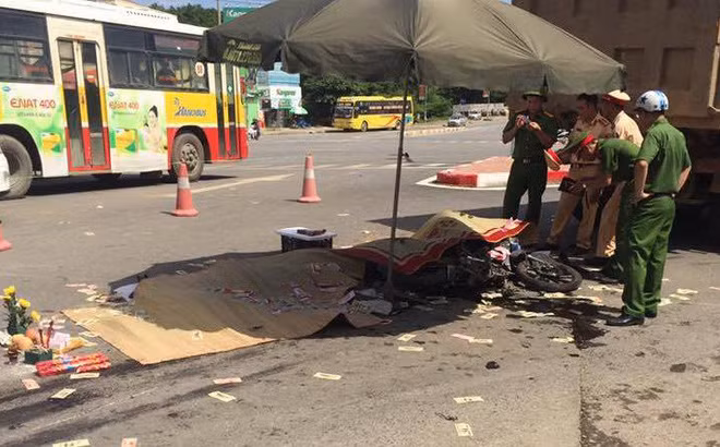 Ngã ba thị trấn Xuân Mai (huyện Chương Mỹ, Hà Nội) cũng được xem là một trong những điểm đen tai nạn giao thông.