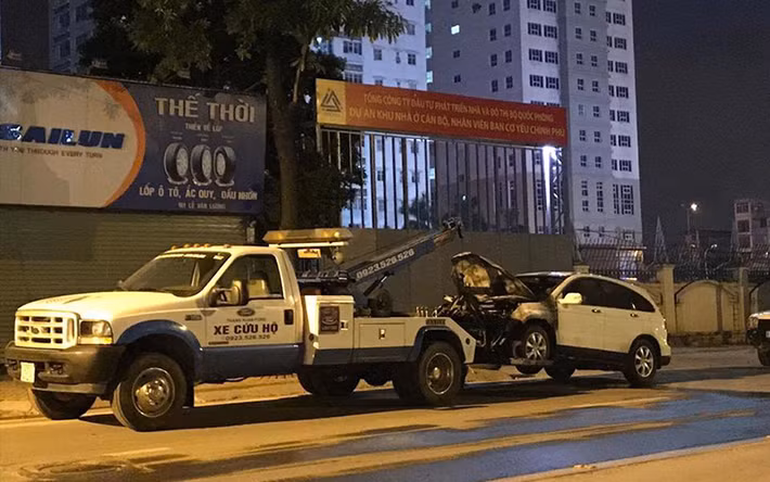 Nguyên nhân xảy ra tai nạn đang được cơ quan chức năng làm rõ.