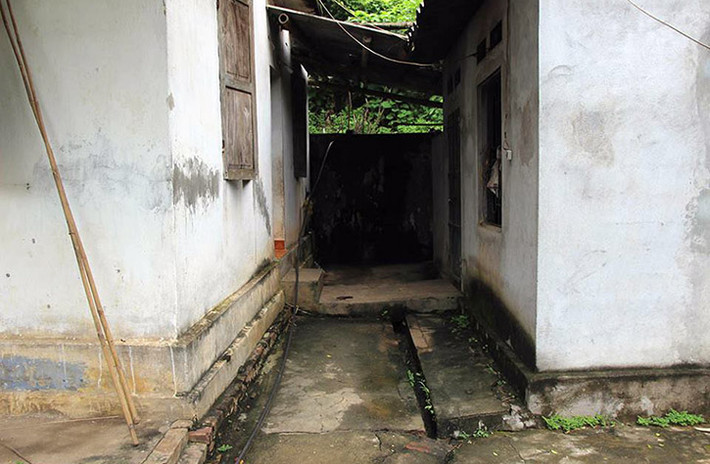 Theo ông Sáu, chính quyền địa phương sẽ di dời các hộ dân khỏi vùng nguy hiểm đến nơi an toàn và triển khai chính sách giúp người dân ổn định cuộc sống. Dự kiến đến hết ngày 8/8, cơ quan chức năng địa phương sẽ di dời hết người dân và tài sản đến nơi an toàn.