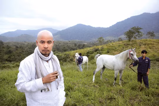 Thông tin có phần bí hiểm này tuy chưa được xác thực song đủ khiến rất người nhiều người tò mò về đỉnh M'drăk - nơi được cho là ông chủ cà phê Đặng Lê Nguyên Vũ đã nhịn ăn, ngồi thiền 49 ngày cùng một nhóm gần chục người khác... Ảnh: NLĐ.