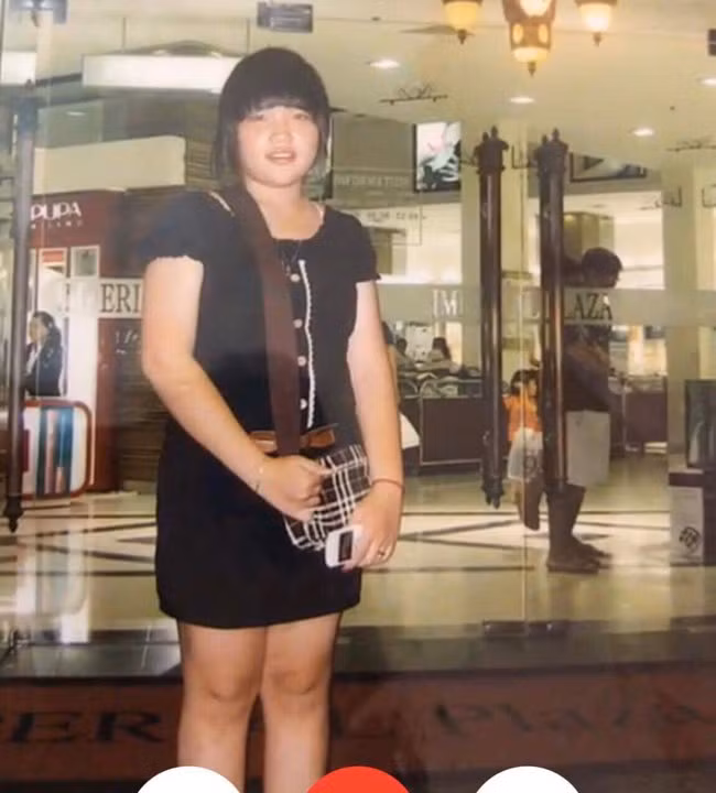 Được đẹp hơn, được tự tin hơn luôn là khao khát mãnh liệt của con người, đặc biệt là đối với phái nữ. Chẳng thế mà các tiểu phẫu thẩm mỹ ngày càng trở nên quen thuộc và là phương pháp được nhiều người lựa chọn để cải thiện ngoại hình. Phái nữ đang ngày càng bạo dạn và tự tin hơn khi tìm đến các trung tâm làm đẹp để có được chiếc mũi cao, cằm nhỏ hay đôi mắt to tròn đôi khi phải đối diện với đau đớn, nhưng để đẹp hơn thì chút khó khăn nhỏ đó cũng chẳng thể cản chân được mong muốn xinh đẹp hơn của nhiều cô nàng.