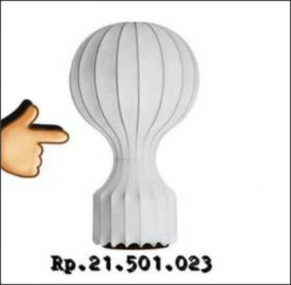 Đèn bàn thương hiệu Gatto có giá khoảng 1,17 triệu Won (tương đương gần 25 triệu đồng).