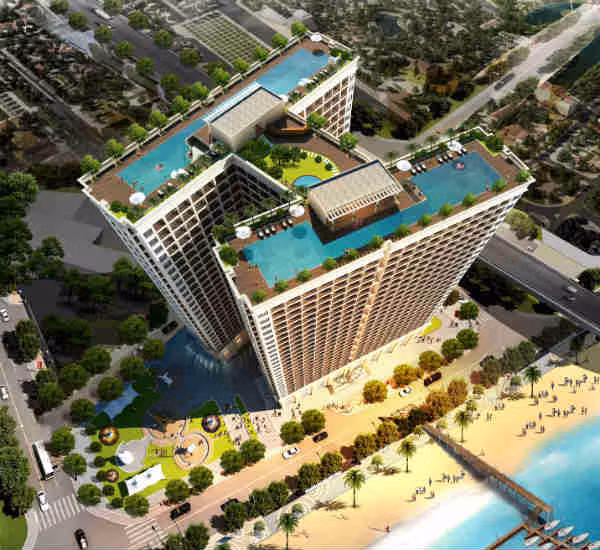 Dự án nằm gần kề khách sạn Vịnh Vàng (Danang Golden Bay), khách sạn nổi tiếng với có bể bơi vô cực dát vàng 24k trên tầng 29 của tòa nhà. Ảnh: Ashui.