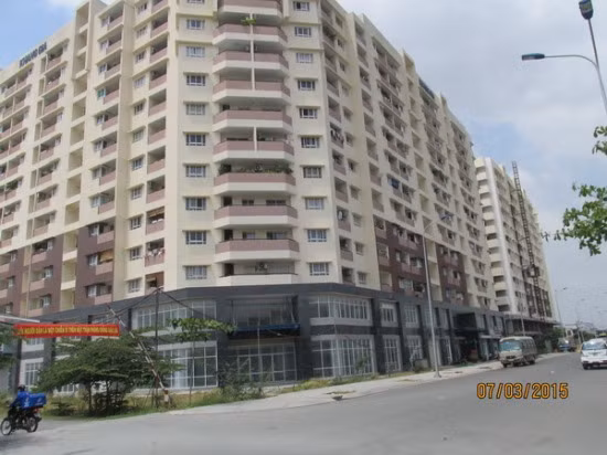 Dự án có quy mô 3 Block được xây dựng trên diện tích đất 26.223,8 m2 gồm 1 tầng hầm, trệt, lửng và 11 tầng căn hộ tương đương với 1.118 Căn hộ. Diện tích mỗi căn từ 50 – 123,6m2. Ảnh: Vietnamnet.