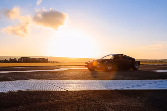 Vào cuối năm ngoái, Xing Mobility Đài Loan đã giới thiệu mẫu xe điện Miss R sử dụng hệ truyền động điện dưới dạng khung sườn. Và mới đây, Xing đã công bố những hình ảnh mới về Miss R trong hình dạng hoàn chỉnh hơn.