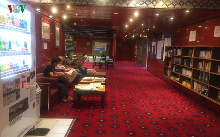 Thư viện mini phục vụ du khách.