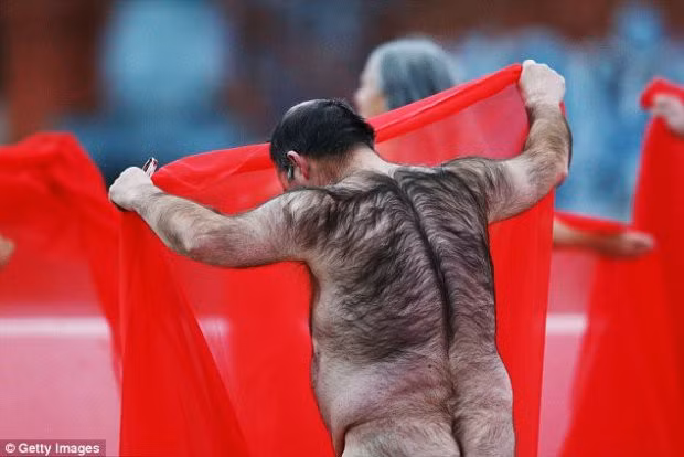 Mọi người có thể thoải thích "khoe thân" mà không cần quan tâm đến ánh mắt của những người xung quanh. Ảnh: Getty Images