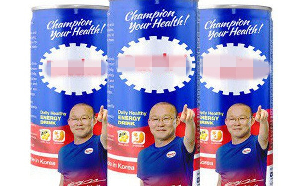 Ngay khi xuất hiện trên các quảng cáo cho một dòng nước tăng lực của Hàn Quốc, ông Park đã giúp doanh nghiệp này bán được 1,66 triệu lon trong 3 tháng. Ảnh: Trade Circle.