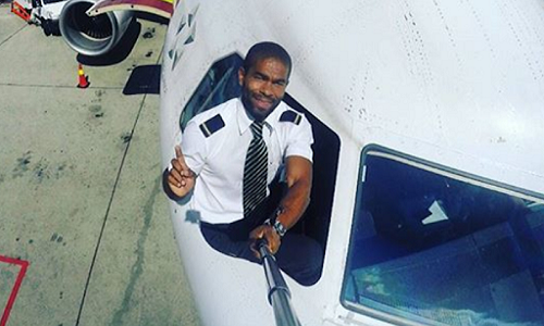 Cũng vì thế mà hình ảnh về phi hành đoàn điển trai của TAP được nhiều người biết đến.