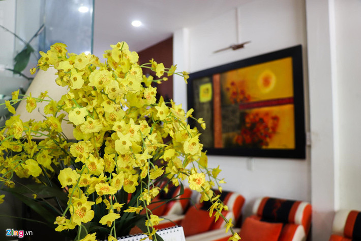 Trong đêm 16/9, Tiểu Vy cũng trả lời phỏng vấn riêng với Zing.vn. Cô biết bản thân còn vài nhược điểm như rụt rè, ứng xử chưa tự tin nhưng sẽ cố gắng cải thiện. Hoa hậu mong khán giả mở lòng với mình.