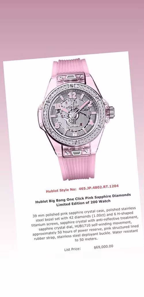 Không những thế, chiếc đồng hồ này còn được cấu thành từ những chất liệu cực kì sang chảnh, bao gồm đá sapphire hồng và kim cương. Ảnh: Baodatviet.