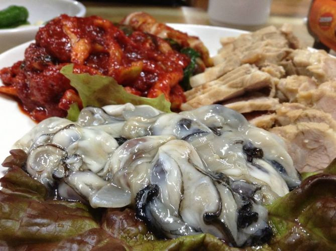 Gói 1kg gồm 30 - 40 thịt hàu. Ảnh: Haisannhapkhau.