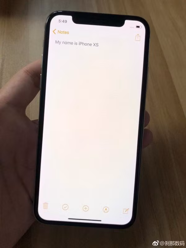 999 USD là giá bán cho chiếc iPhone Xs sắp ra mắt. Ảnh: 9to5Mac.