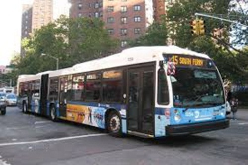 Thậm chí, bạn có thể mua những chiếc xe đã qua sử dụng hoặc đi lại bằng phương tiện giao thông công cộng như xe buýt.