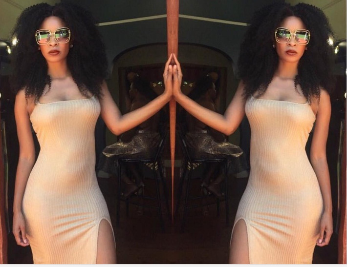 Trên trang Instagram cá nhân, tiểu thư nhà giàu Vanessa Chironga thường đăng tải những bức hình du lịch khắp nơi cùng bạn bè, gia đình.