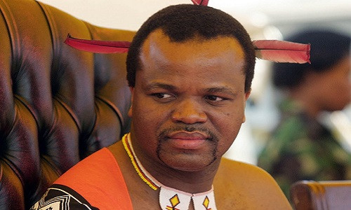 Lên ngôi từ khi 18 tuổi, vua Mswati III (vương quốc Swaziland - quốc gia đông nam châu Phi) lọt vào danh sách “15 nhân vật hoàng gia giàu có nhất thế giới” theo đánh giá của Forbes (2009) với khối tài sản 200 triệu USD.