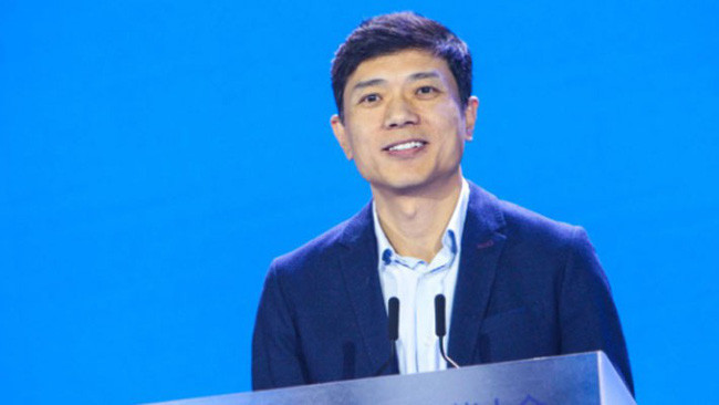 Vẫn đứng vị trí thứ 8 nhưng năm nay tài sản của CEO Baidu, công cụ tìm kiếm trực tuyến lớn nhất Trung Quốc - Robin Li sụt giảm 3 tỷ USD xuống mức 14,6 tỷ USD.