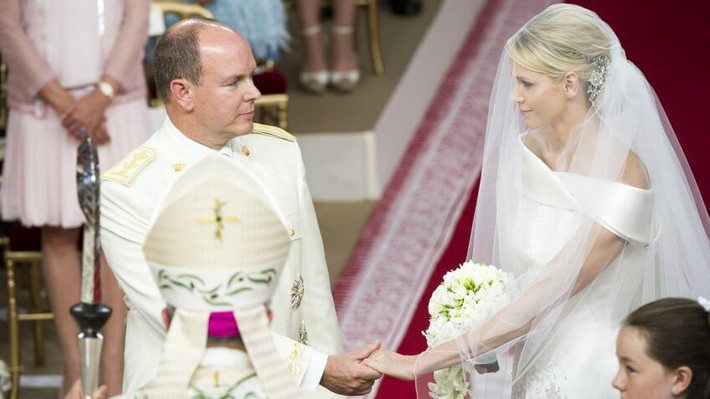 Quốc vương Albert II xứ Monaco có một đám cưới xa hoa, ghi danh vào lịch sử, với vợ là Charlene Wittstock tháng 7/2011. Tổng chi phí ước tính khoảng 65 triệu USD.