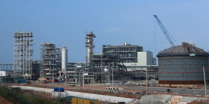 Nhà máy Lọc hóa dầu Nghi Sơn cung cấp các sản phẩm khí hóa lỏng LPG, xăng (RON 92, 95), dầu Diesel (cao cấp, thường), dầu hỏa/nhiên liệu phản lực, nhựa Polypropylene, Para-xylene, Benzene và lưu huỳnh. Ảnh: TTXVN.