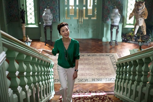 Nội thất bên trong biệt thự đều thuộc hàng siêu đắt đỏ. Mỗi bức tượng điêu khắc hay hoa văn trang trí trên tường có giá trị lên đến hàng trăm nghìn USD. Ảnh: Real Living.