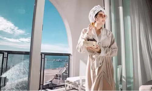 Căn phòng tiêu chuẩn President, người đẹp Lý Nhã Kỳ nghỉ rộng hơn 500m2, đảm bảo đầy đủ tiện nghi sang trọng bậc nhất. Ảnh: Xecuatui.