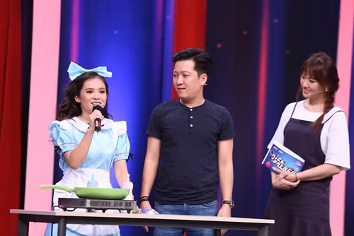 Mỗi tập phát sóng, Trường Giang nhận cát-xê từ 40-60 triệu đồng từ nhà sản xuất. Ảnh: Dân Việt.