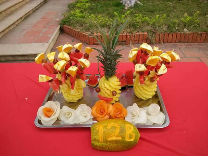 Mỗi bài thi của các bạn tuổi teen đều mang ý nghĩa riêng như "Đà điểu ấp trứng", "Nấm mọc ngày mưa" hay "Non sông Việt Nam, núi liền núi, sông liền sông".