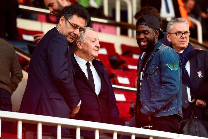 Chuyển nhượng bóng đá mới nhất từ Marca, Umtiti đã dừng các cuộc đàm phán gia hạn hợp đồng với Barca để về với M.U. Ảnh: Marca