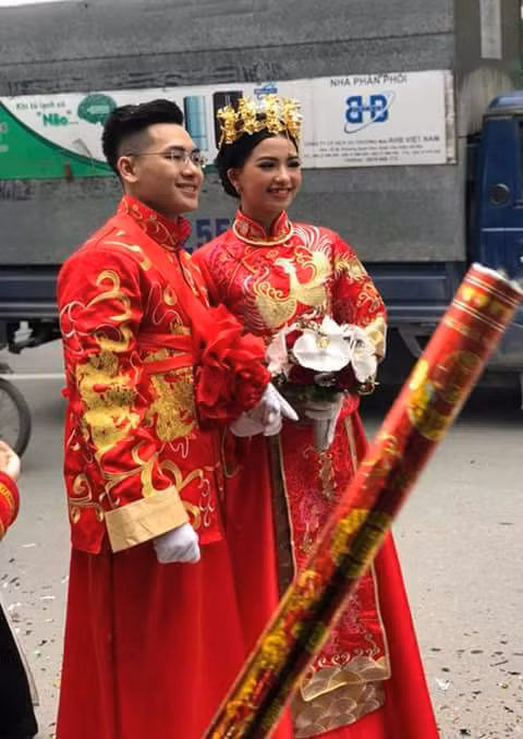 Gắn bó bên nhau đã lâu, cho đến giờ khi đã chuẩn bị chính thức về chung một nhà, Nhật Anh tự hào cho biết hai vợ chồng luôn có nhiều quan điểm rất hợp nhau. Nhật Anh kể, hai vợ chồng đều rất tâm lý về chuyện tiền nong, nhưng chưa bao giờ cả hai cãi nhau về vấn đề này.