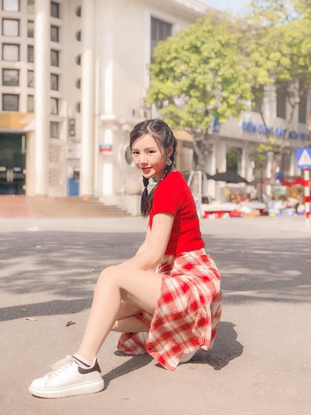 Quỳnh Kool chia sẻ cô thích cả bộ ba Quỳnh búp bê, My sói và Lan cave trong phim.