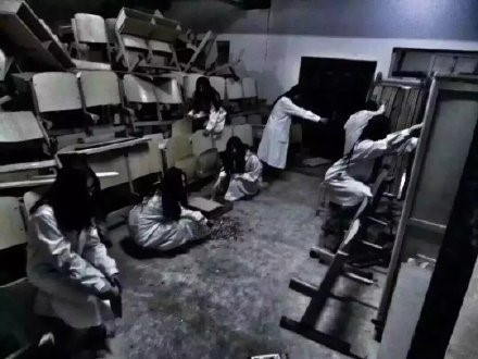 Những hình ảnh ma quái dị khiến mọi người xem bộ ảnh kỷ yếu phải thót tim.