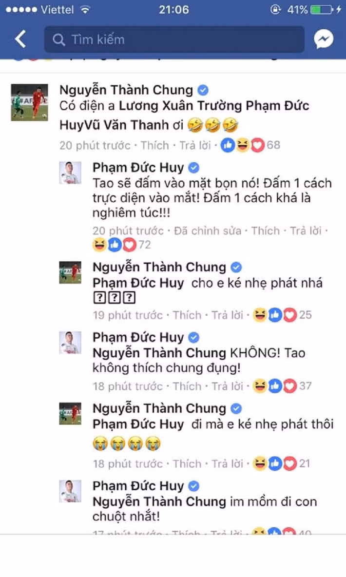 Hơn nữa, trên sân, Đức Huy luôn cực kì mạnh mẽ, lăn xả. Còn nhớ, cầu thủ này đã từng bị chuột rút đau đớn đến không thể đi được, phải nằm cáng ra sân nhưng với ý chí quật cường, anh đứng dậy và tiếp tục vào sân thi đấu.