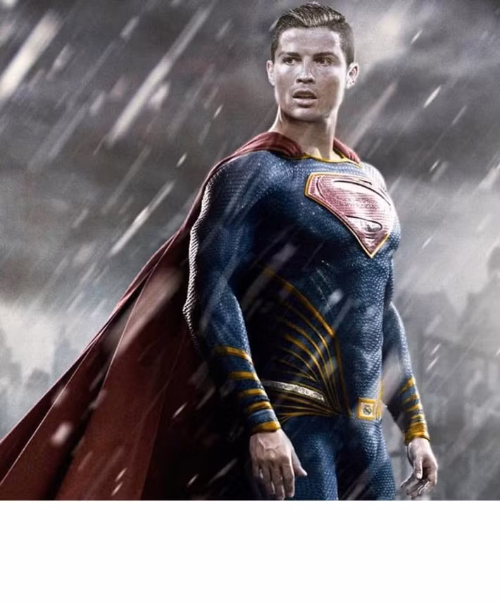 Cris Ronaldo hóa siêu anh hùng. Ảnh: Troll bóng đá