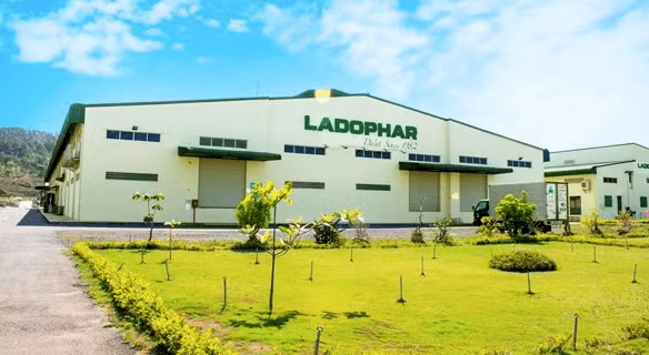 Vi pham cong bo thong tin, Duoc Lam Dong bi phat hon 90 trieu dong