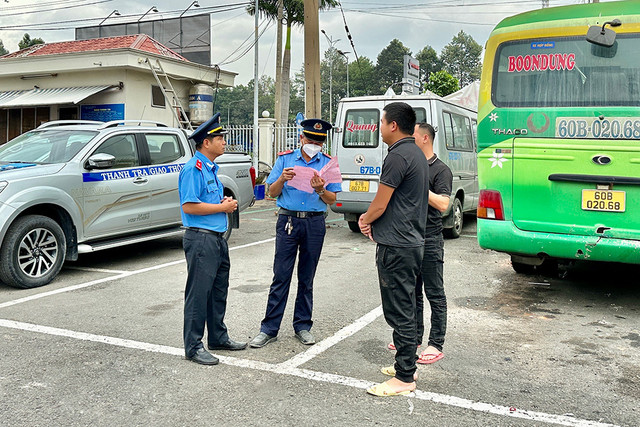 Đồng Nai ra quân đảm bảo công tác vận tải hành khách dịp Tết Dong Nai ra quan dam bao cong tac van tai hanh khach dip Tet
