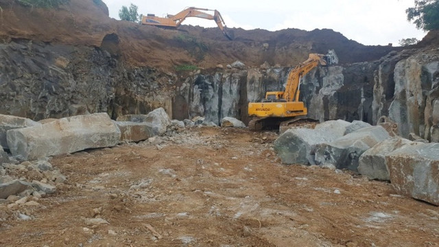 Chưa thuê đất, FICO Đắk Nông vẫn vô tư khai thác đá suốt 7 năm - Hình 4 Chua thue dat, FICO Dak Nong van vo tu khai thac da suot 7 nam-Hinh-4