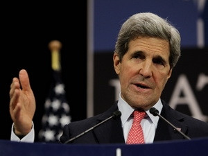 Ngoại trưởng Mỹ Kerry thông báo, Mỹ đang xem xét viện trợ tài chính 1 tỷ USD cho Ukraine. Ngoại trưởng Mỹ Kerry thông báo, Mỹ đang xem xét viện trợ tài chính 1 tỷ USD cho Ukraine.