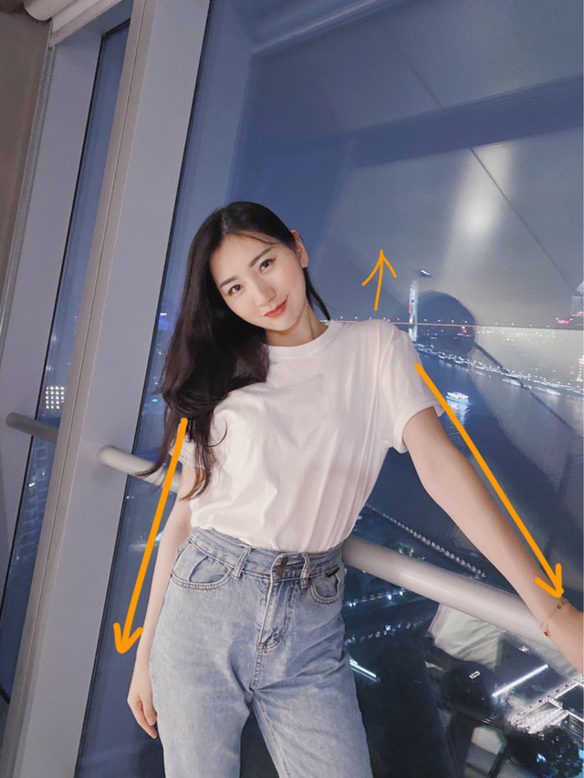 Những cách tạo dáng tuyệt đỉnh để có bức ảnh chân dài 'thần sầu' - Hình 10 Nhung cach tao dang tuyet dinh de co buc anh chan dai 'than sau'-Hinh-10