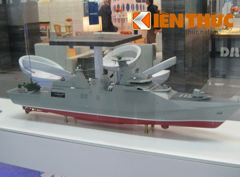 Mô hình tàu hộ vệ tàng hình Sigma 9814 tại Vietship 2014. Mô hình tàu hộ vệ tàng hình Sigma 9814 tại Vietship 2014.